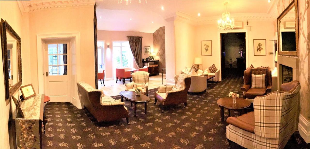 Astley Bank Hotel Darwen Bagian luar foto