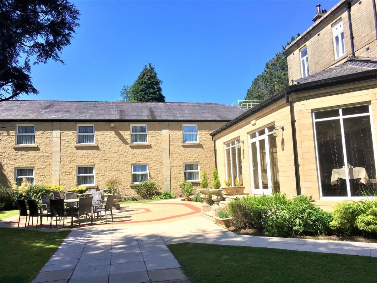 Astley Bank Hotel Darwen Bagian luar foto