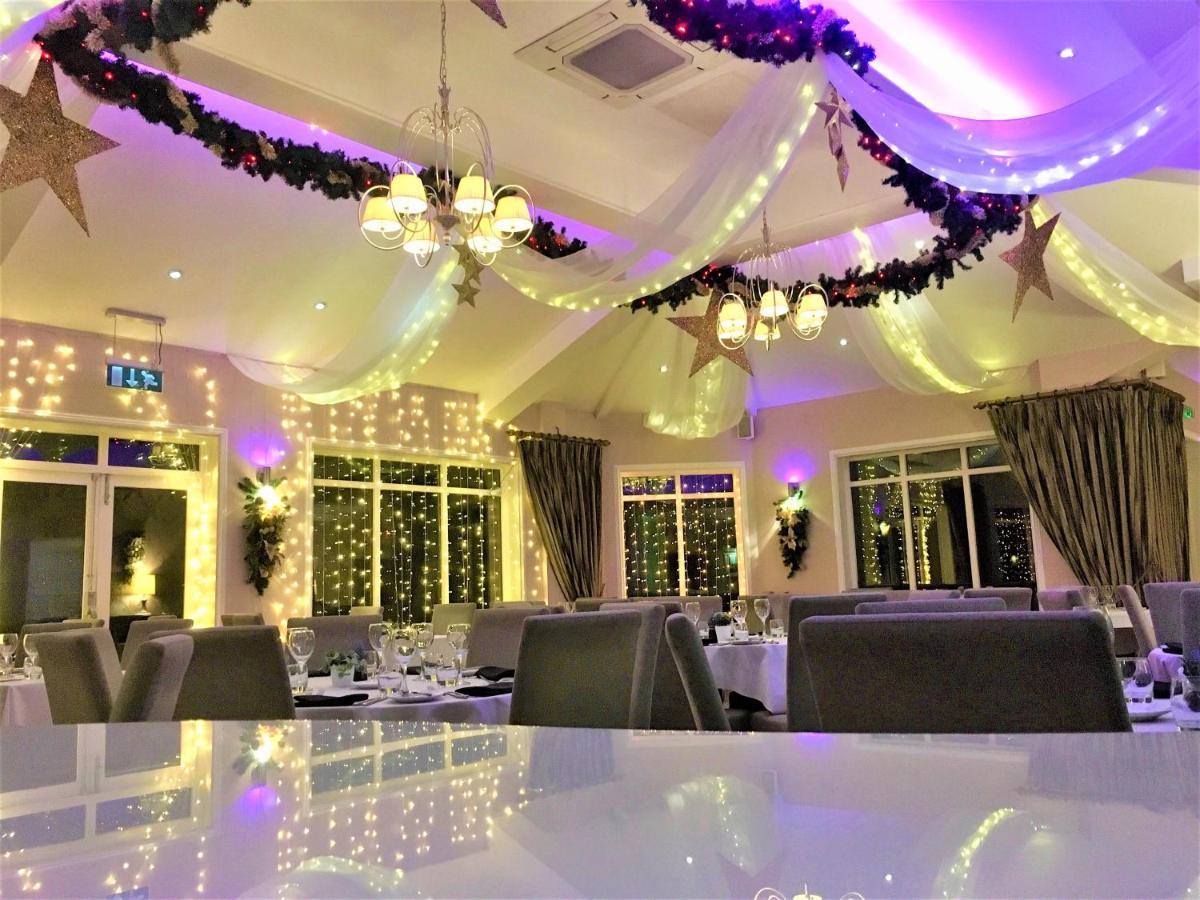 Astley Bank Hotel Darwen Bagian luar foto