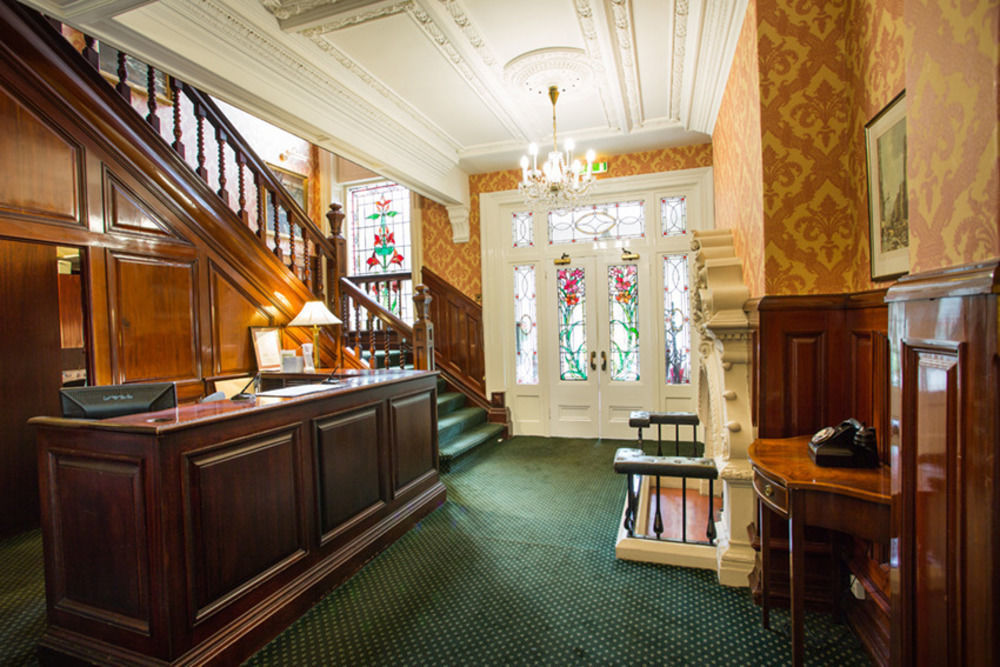 Astley Bank Hotel Darwen Bagian luar foto