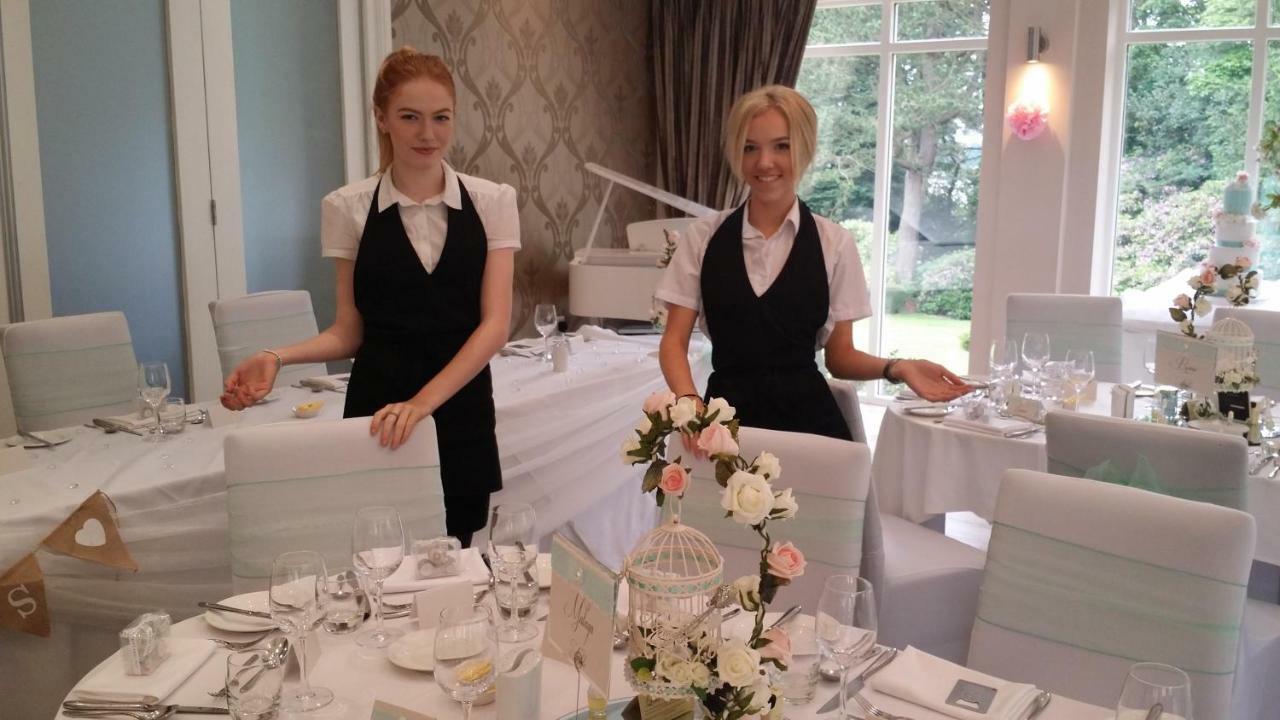 Astley Bank Hotel Darwen Bagian luar foto