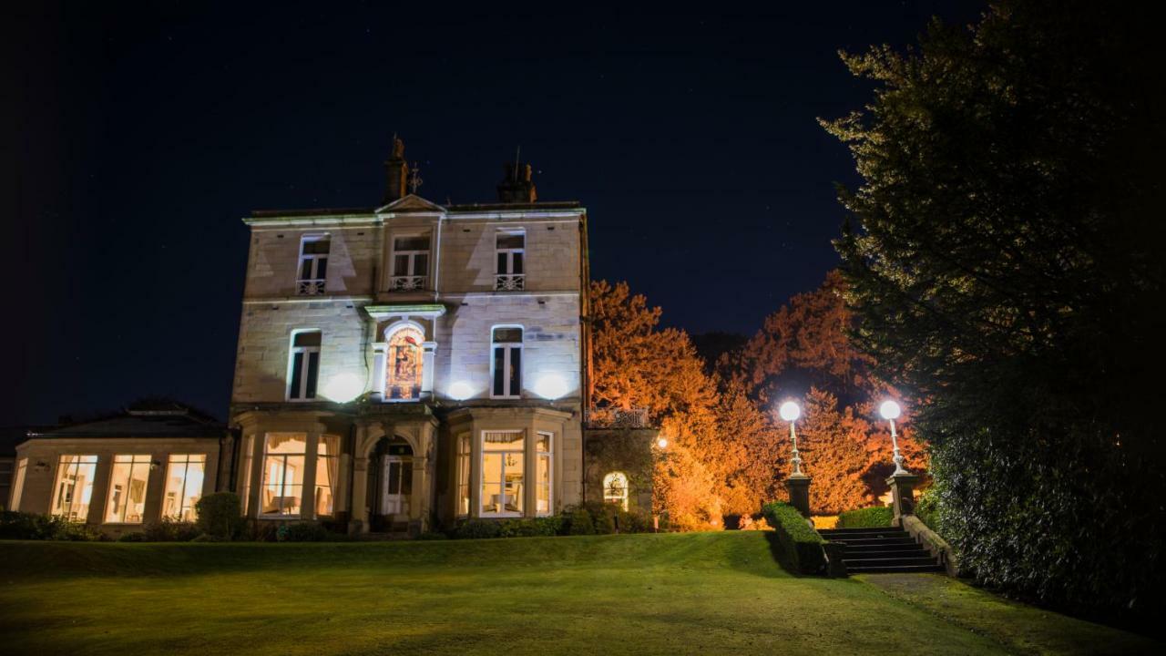 Astley Bank Hotel Darwen Bagian luar foto